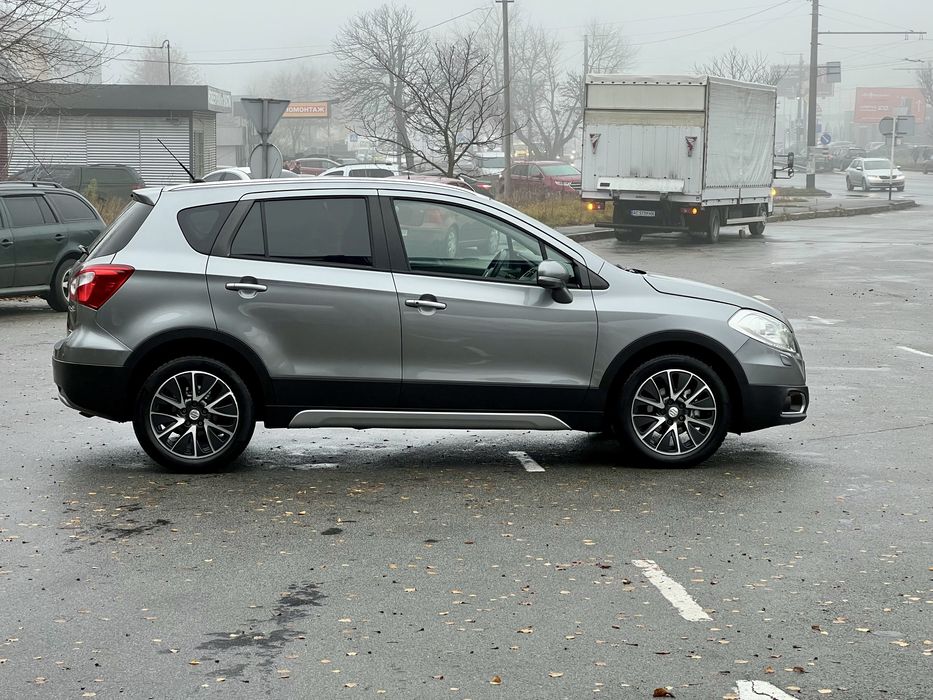 Продам Сузукі SX-4 2014 автомат