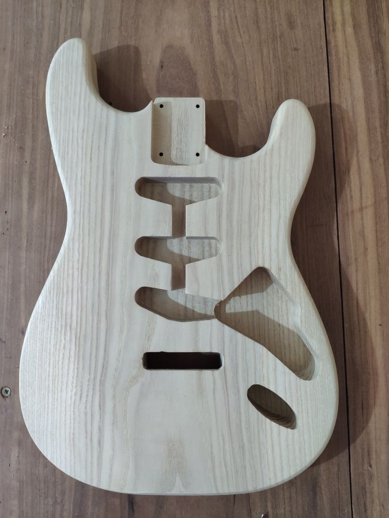 Corpo Stratocaster