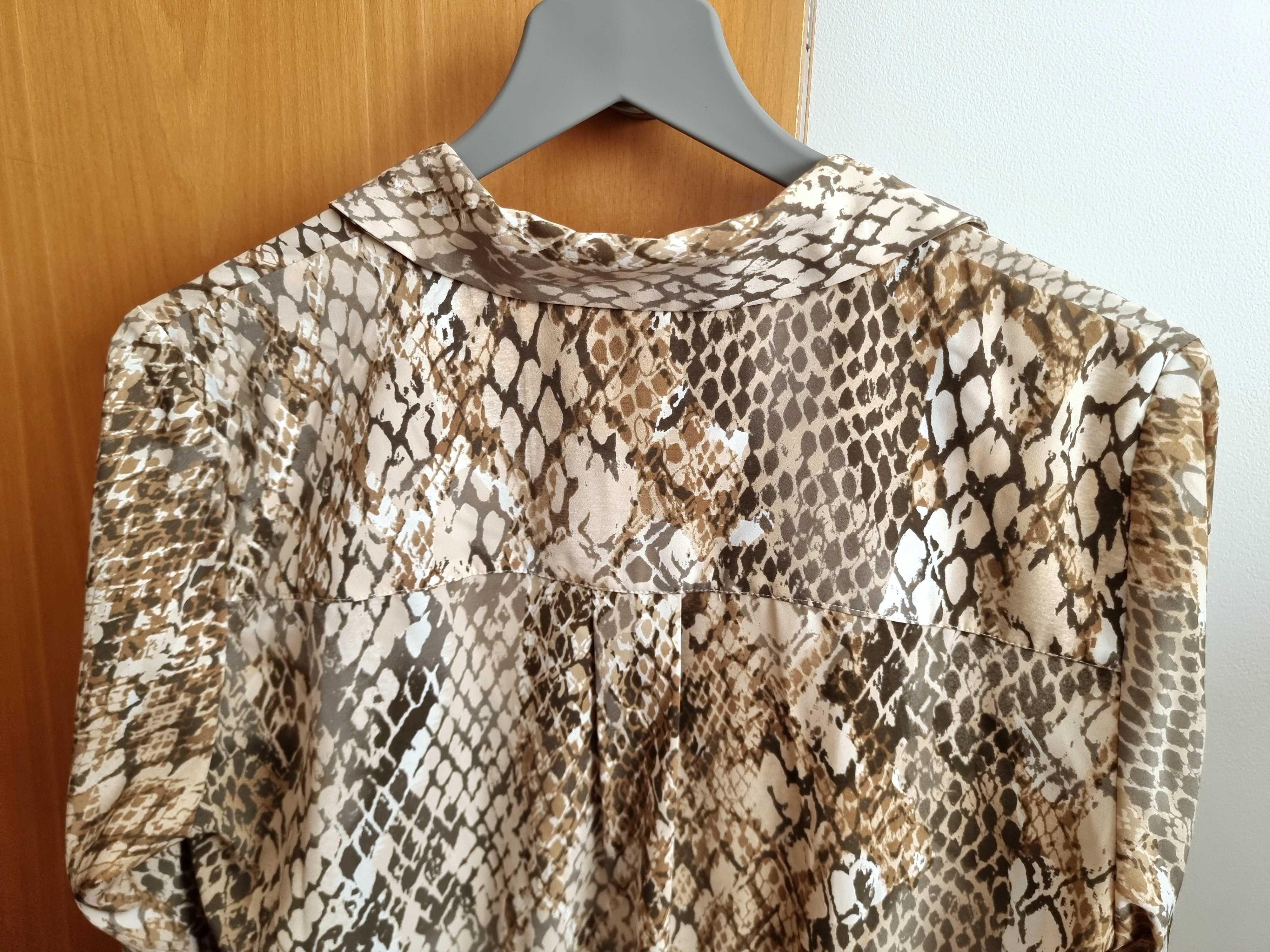 Camisa padrão animal/ animal print H&M, tamanho 32