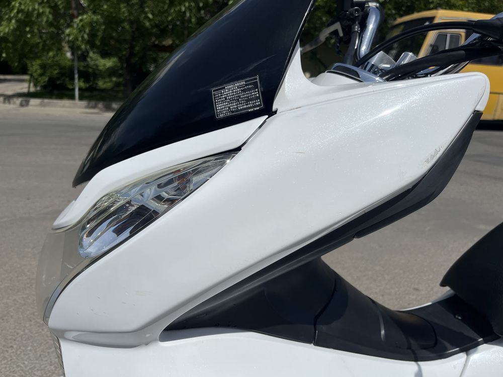 Скутер Honda PCX 125