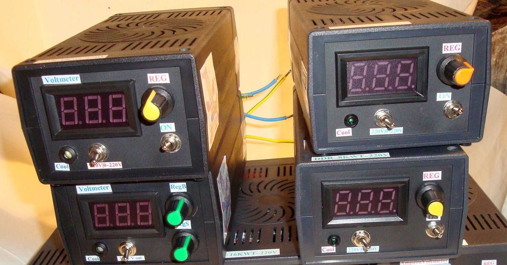 Регулятор потужності-напруги для ТЕНІВ макс 8 квт 0-220в