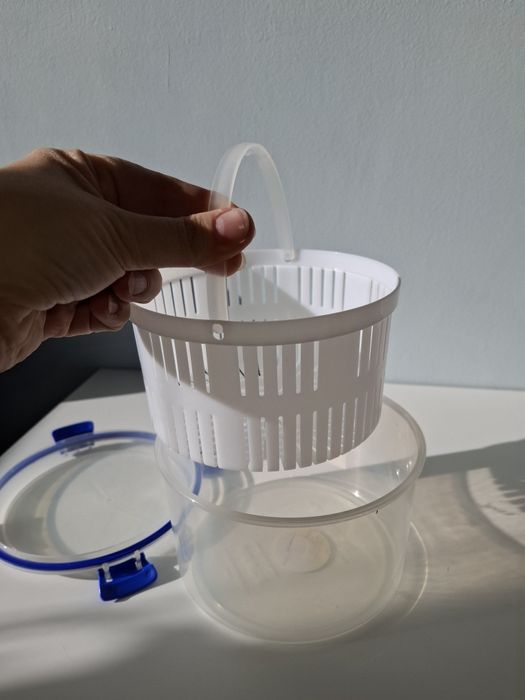 1,5 L pojemnik z sitkiem Sistema to go