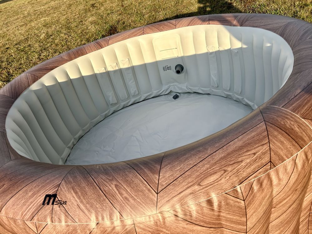 Jacuzzi MSPA FERMO Pompowane 6 osobowy Basen