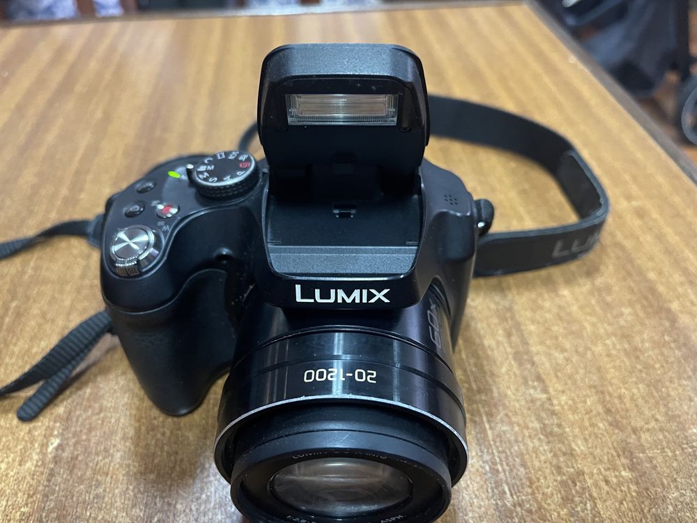 Máquina fotográfica Lumix Panasonic