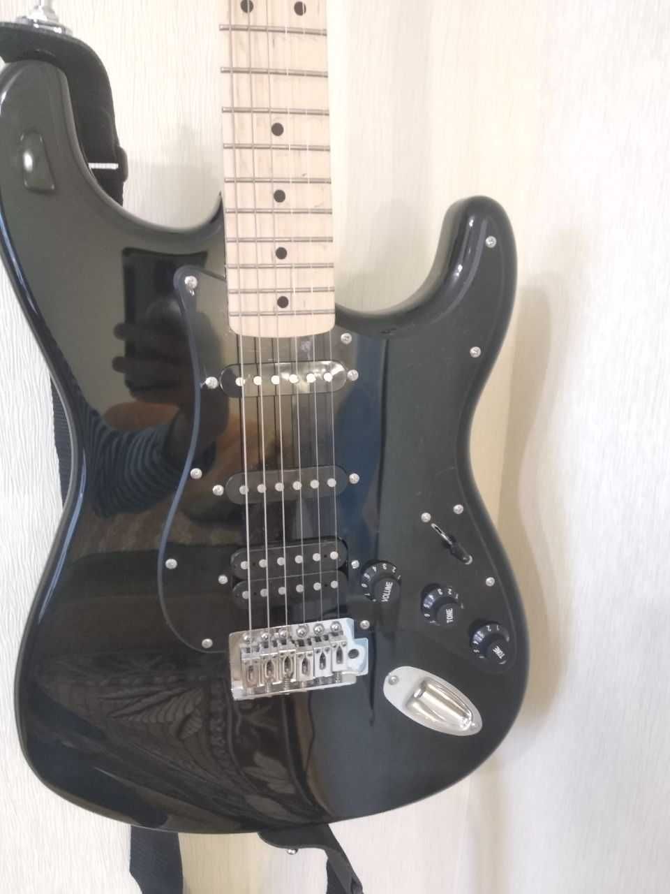 Электрогитара Fender Stratocaster Sonic 2023