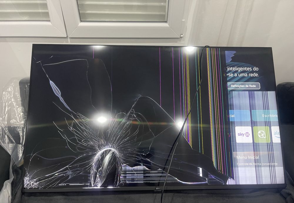 TV com ecrã partido