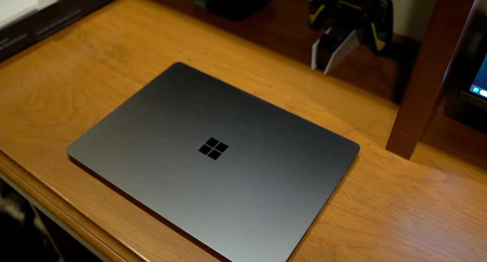 Microsoft Surface Laptop Copilot+ PC 13,8" X Elite/16GB/1TB (Czarny)