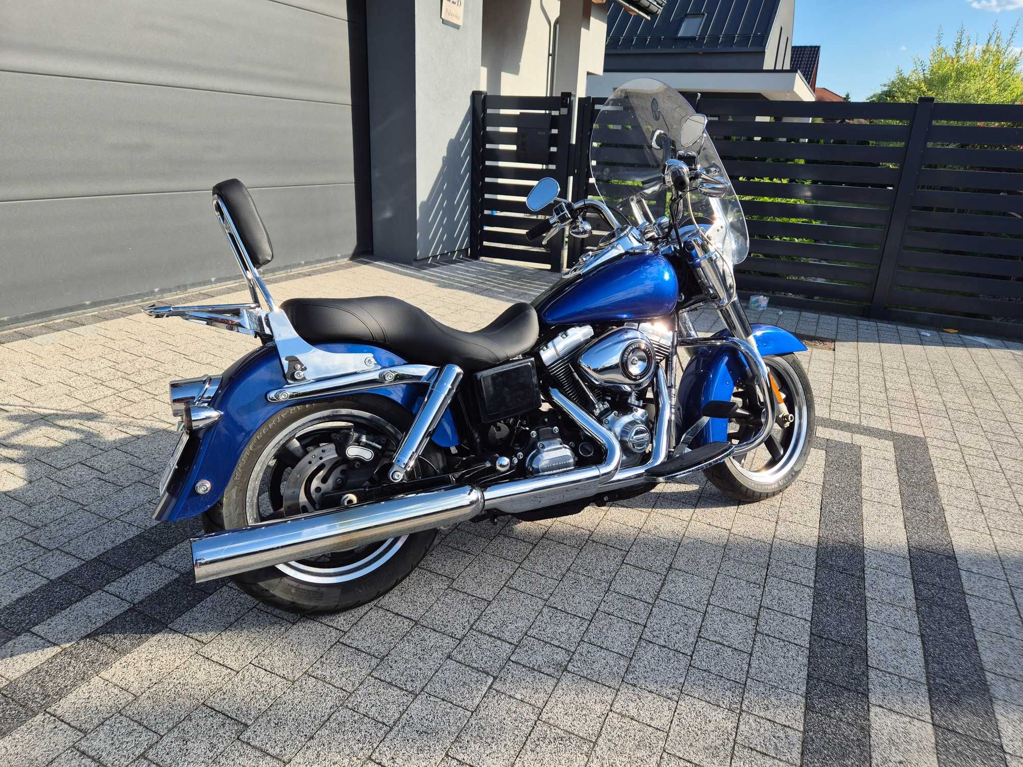 Harley Davidson Dyna Switchback 2015 rok.