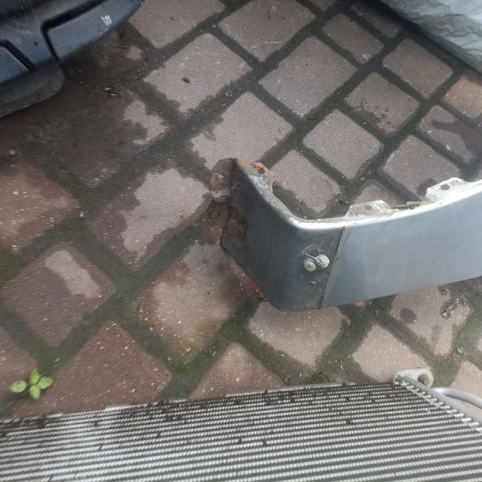 Крило R L мітсубісі ланцер 9 Mitsubishi lancer