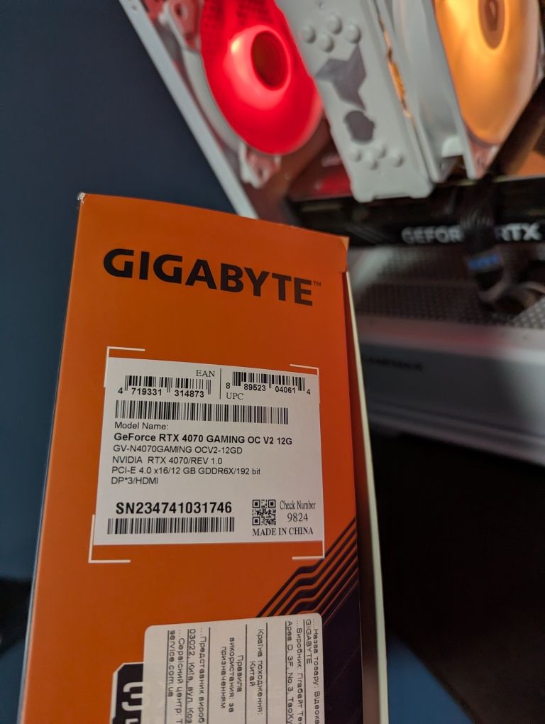 Відеокарта RTX 4070 Gigabyte Gaming OC V2 12GB | DLSS, Frame Gen, CUDA