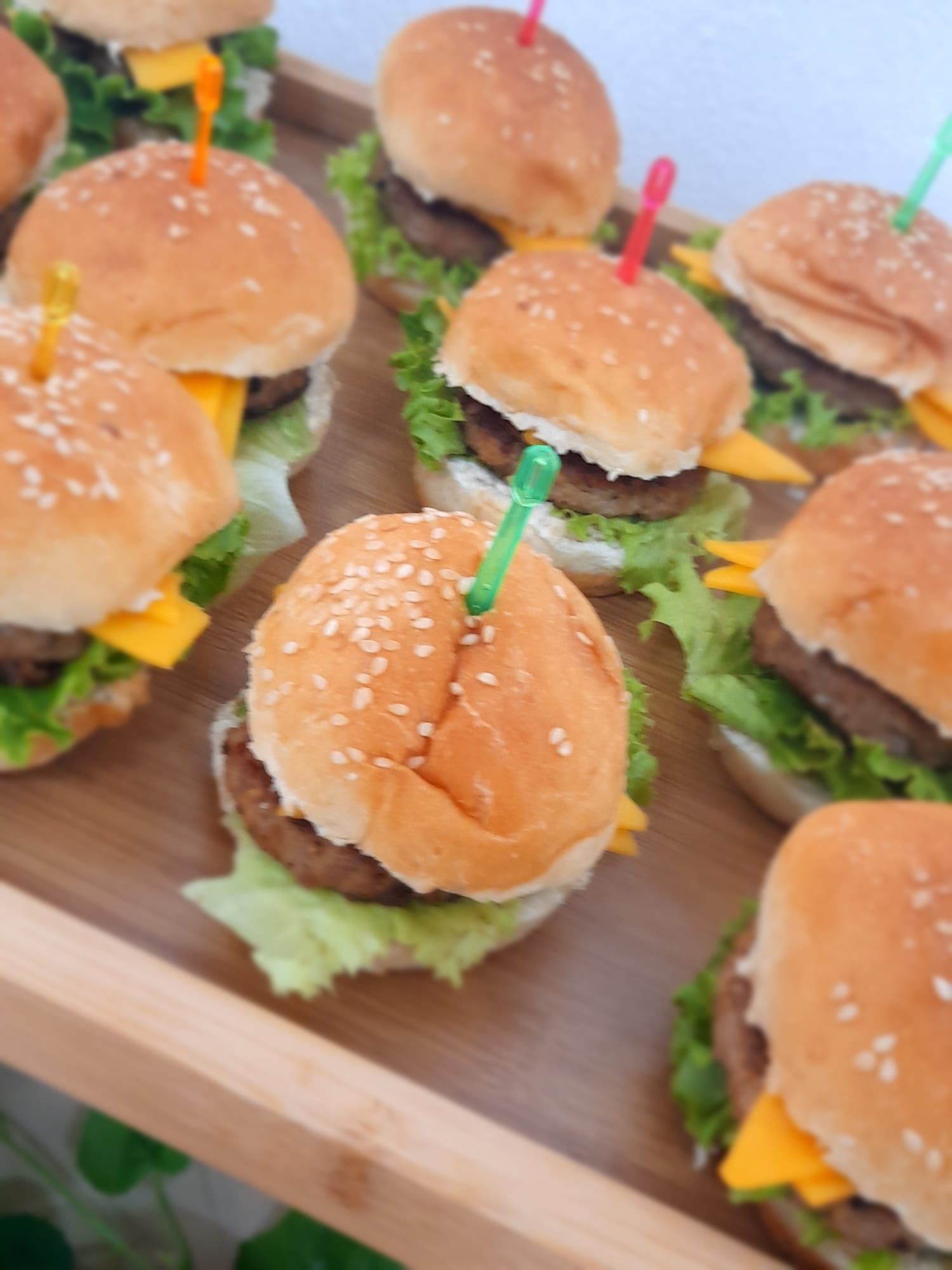 3M's Amor e Nogueira Catering