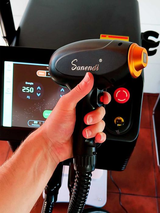 Máquina de Depilação e Remoção de Tatuagens Laser Profissional (NOVO)