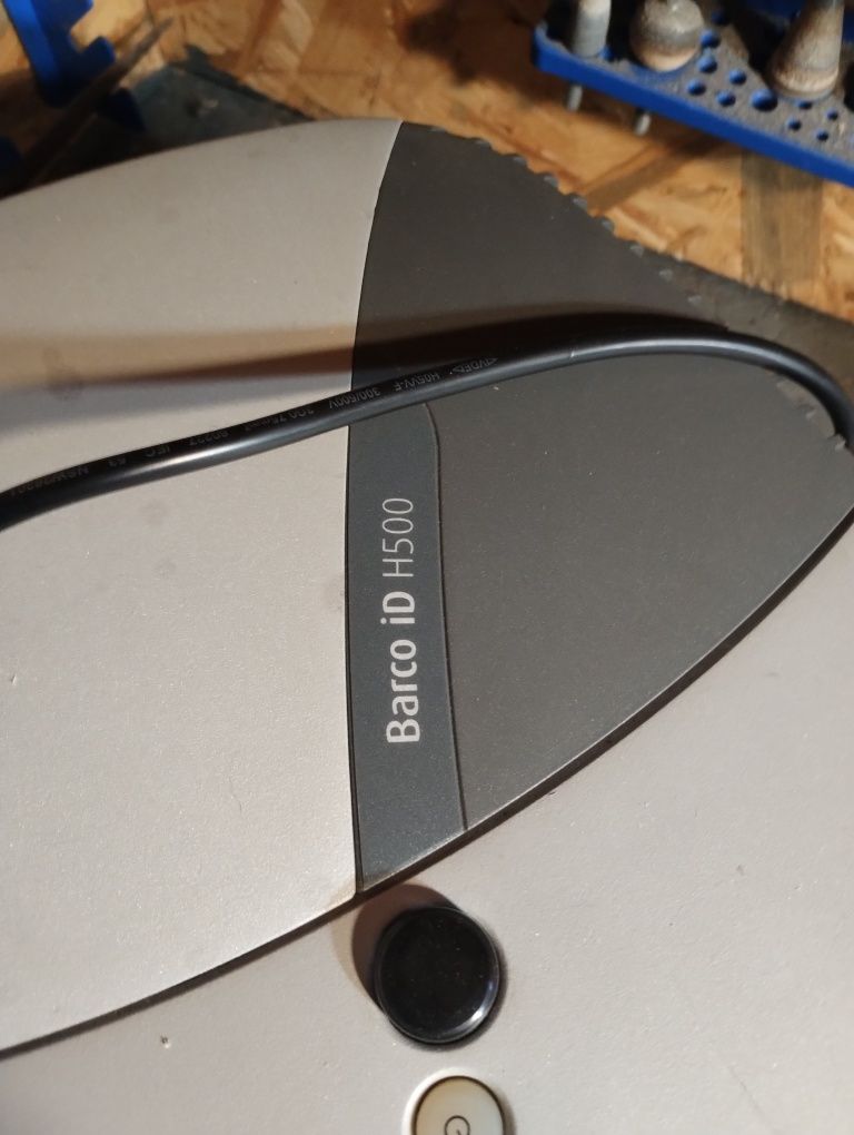Barco id h500 projektor zabytek