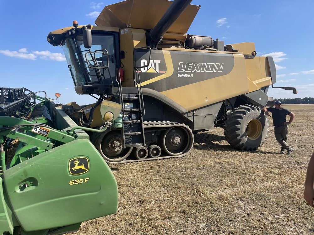 Комбайн Cat class  лексион 595 r teratrak