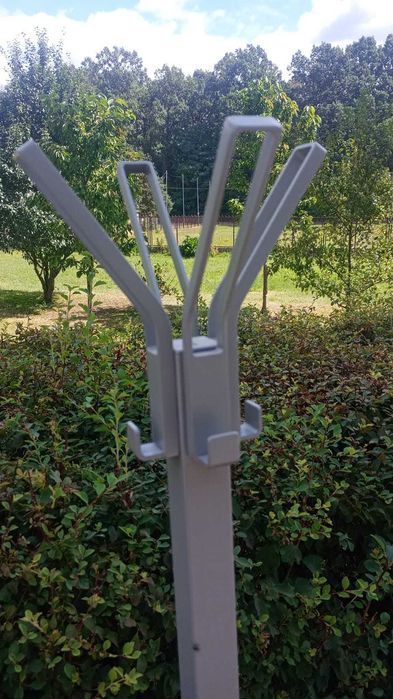 Wieszak na ubrania szary TECHO wieszaki do biur domu hotelu szkoły