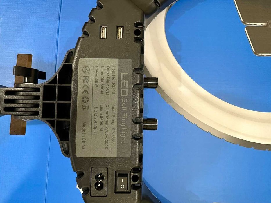 Кольцевая лампа RL 18 со штативом оригінал