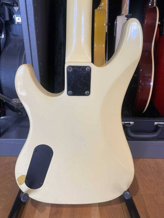 Fernandes PJS-50 MIJ gitara basowa skala 32"