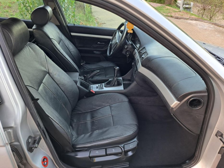 Bmw 525 tds PACK M exterior caixa manual