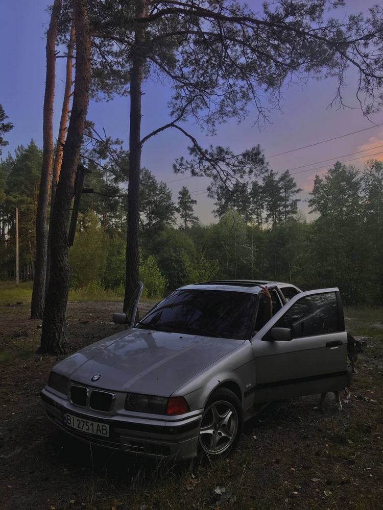 Обменяю бмв е36 1.8