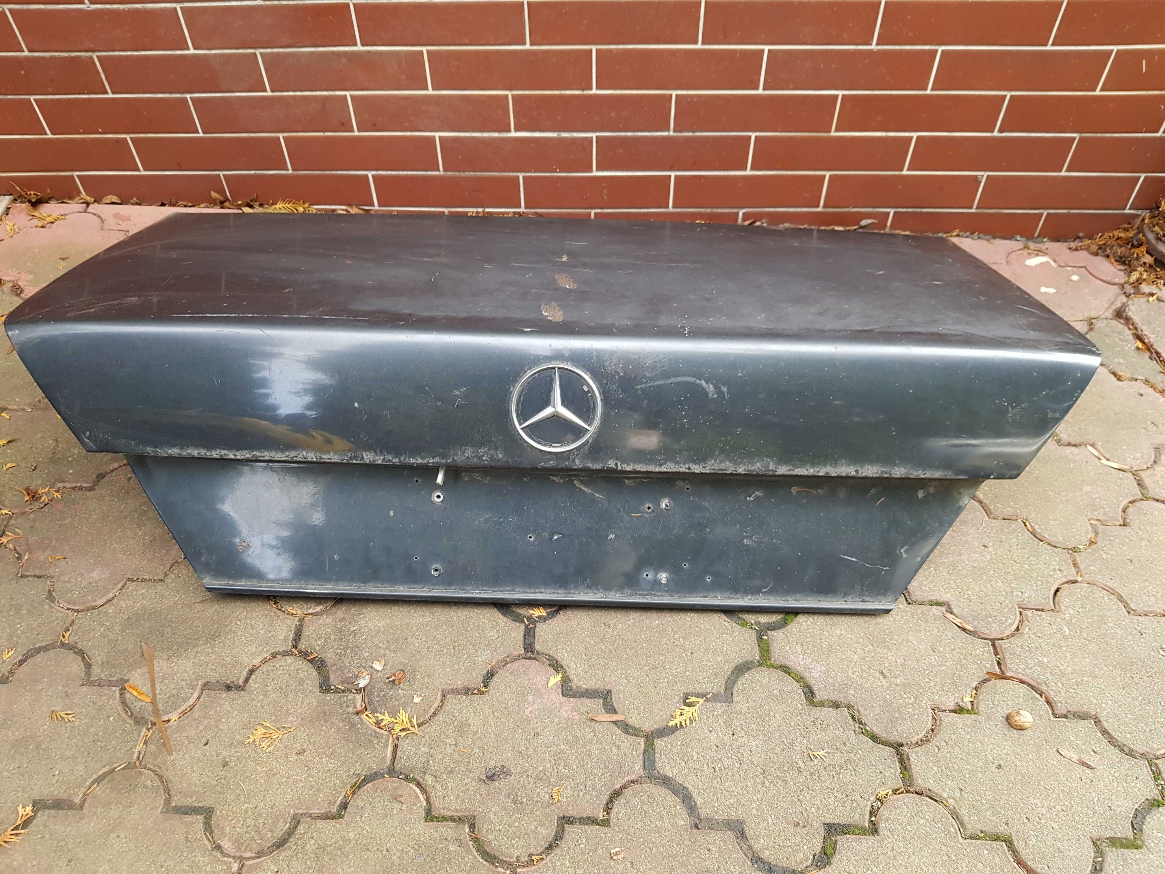 Tylna klapa mercedes 124 coupe