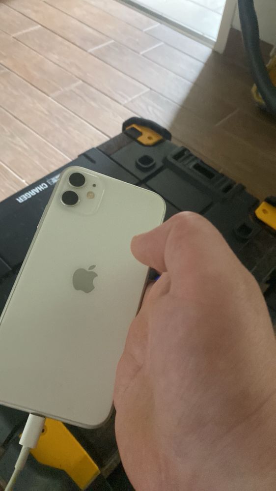 Продам Телфон ipone 11