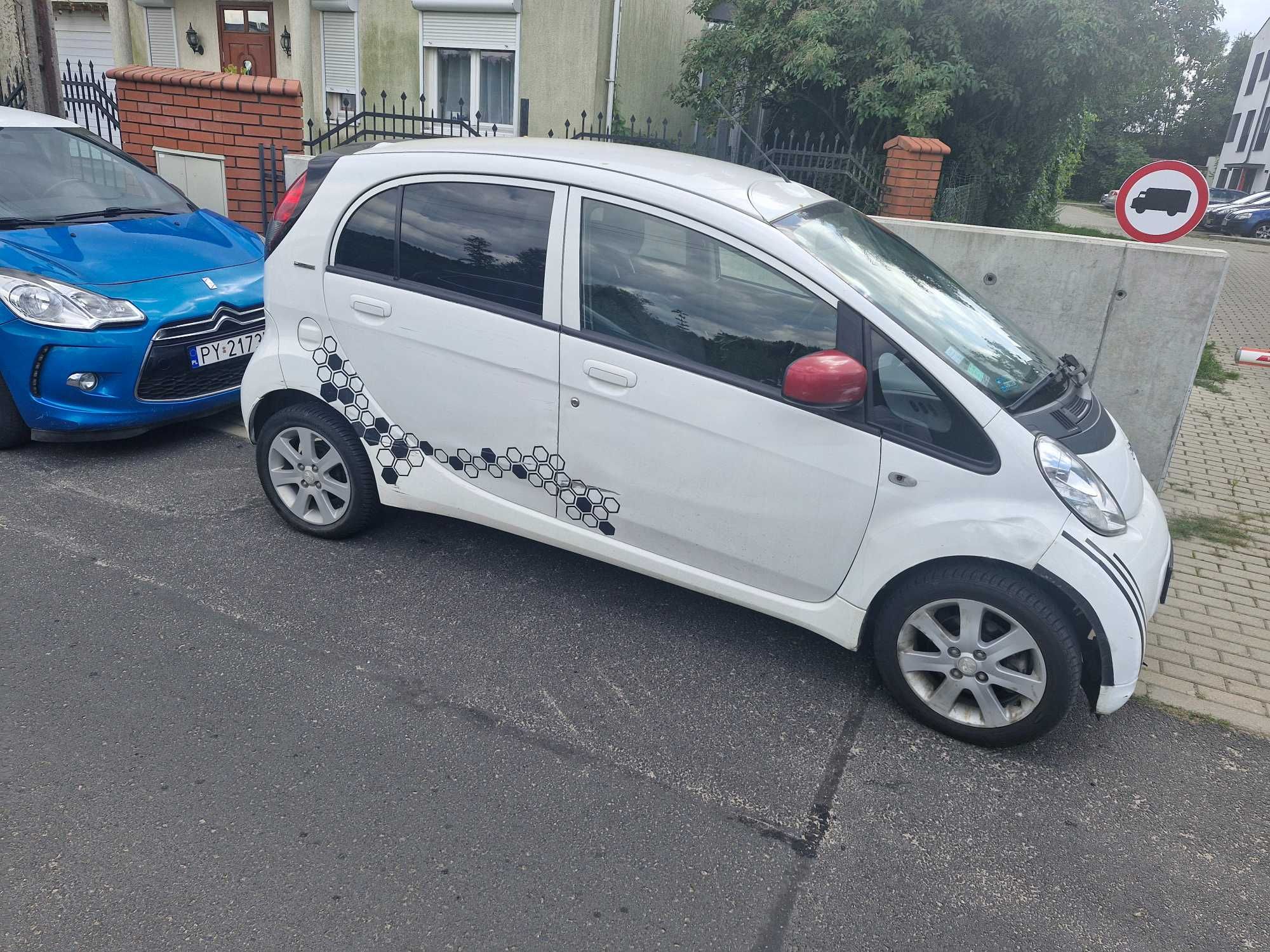 Sprzedam peugota ion automat klimatronik elektryk