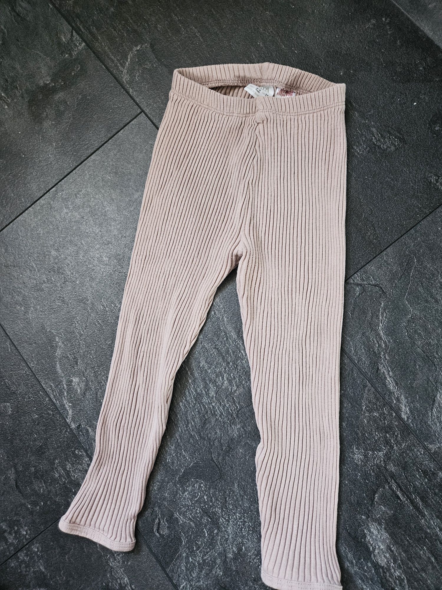 Komplet Zara 104 bluzka i spodnie