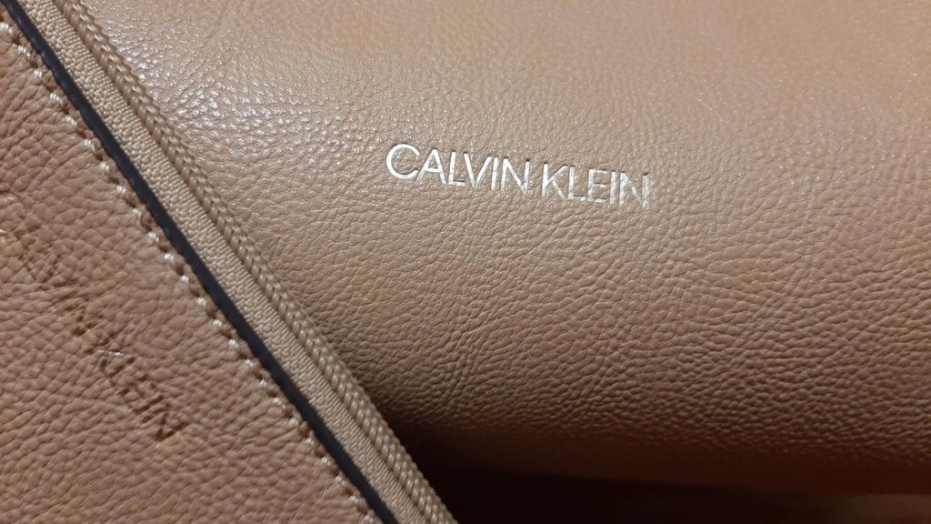Oryginalna torebka Calvin Klein jak nowa