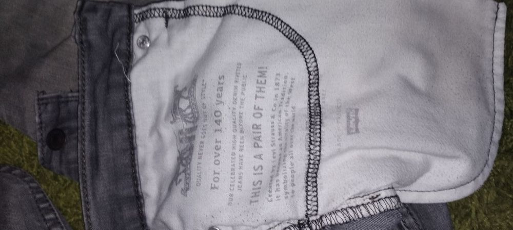 Джинси Levi's, оригінал 
Стан 12/10
Джинси оригінал вдів