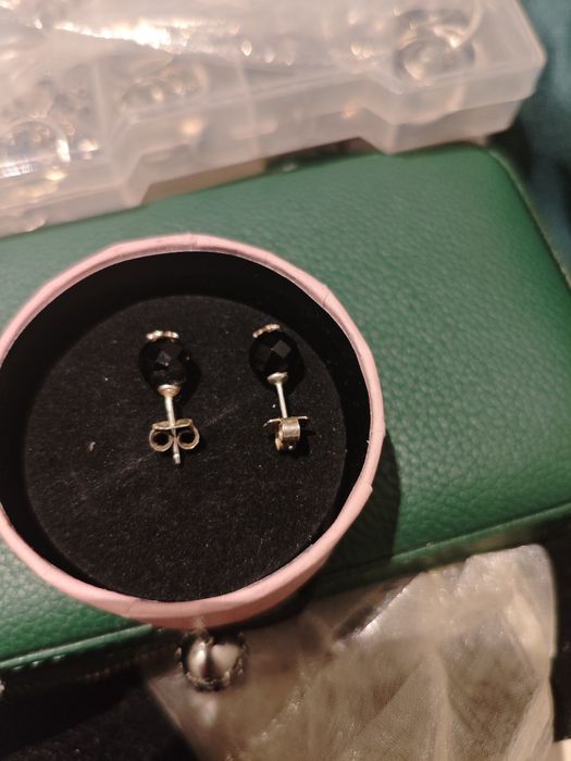 Piękne srebrne kolczyki czarne onyks Tous