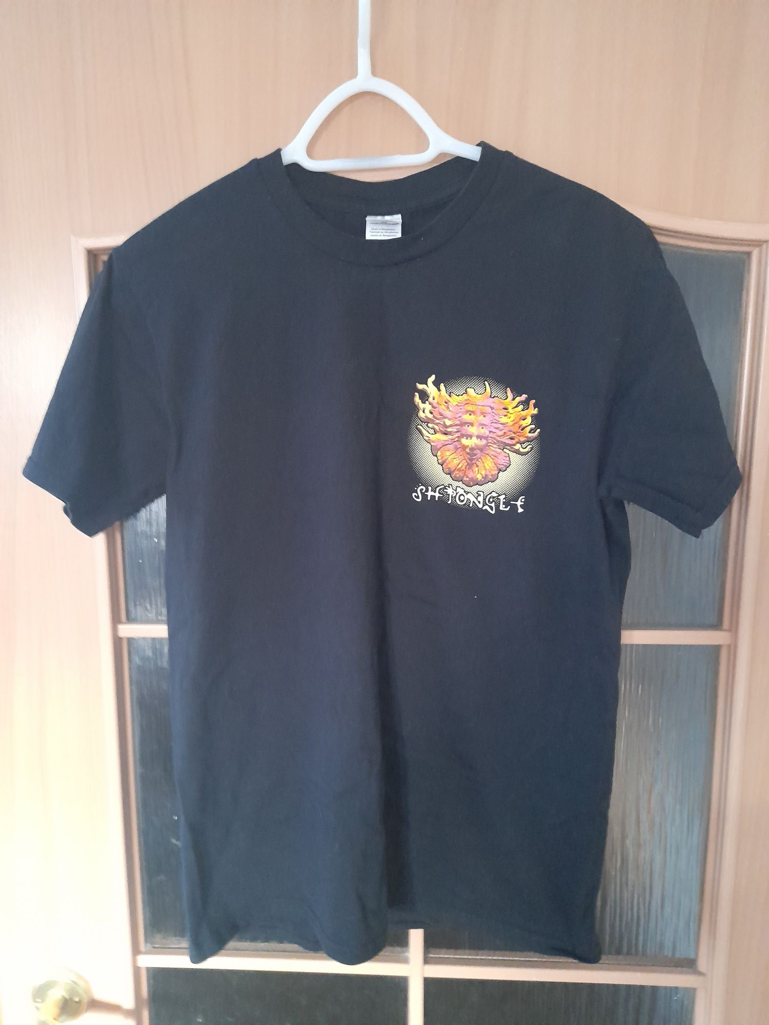 T-shirt  męski  .