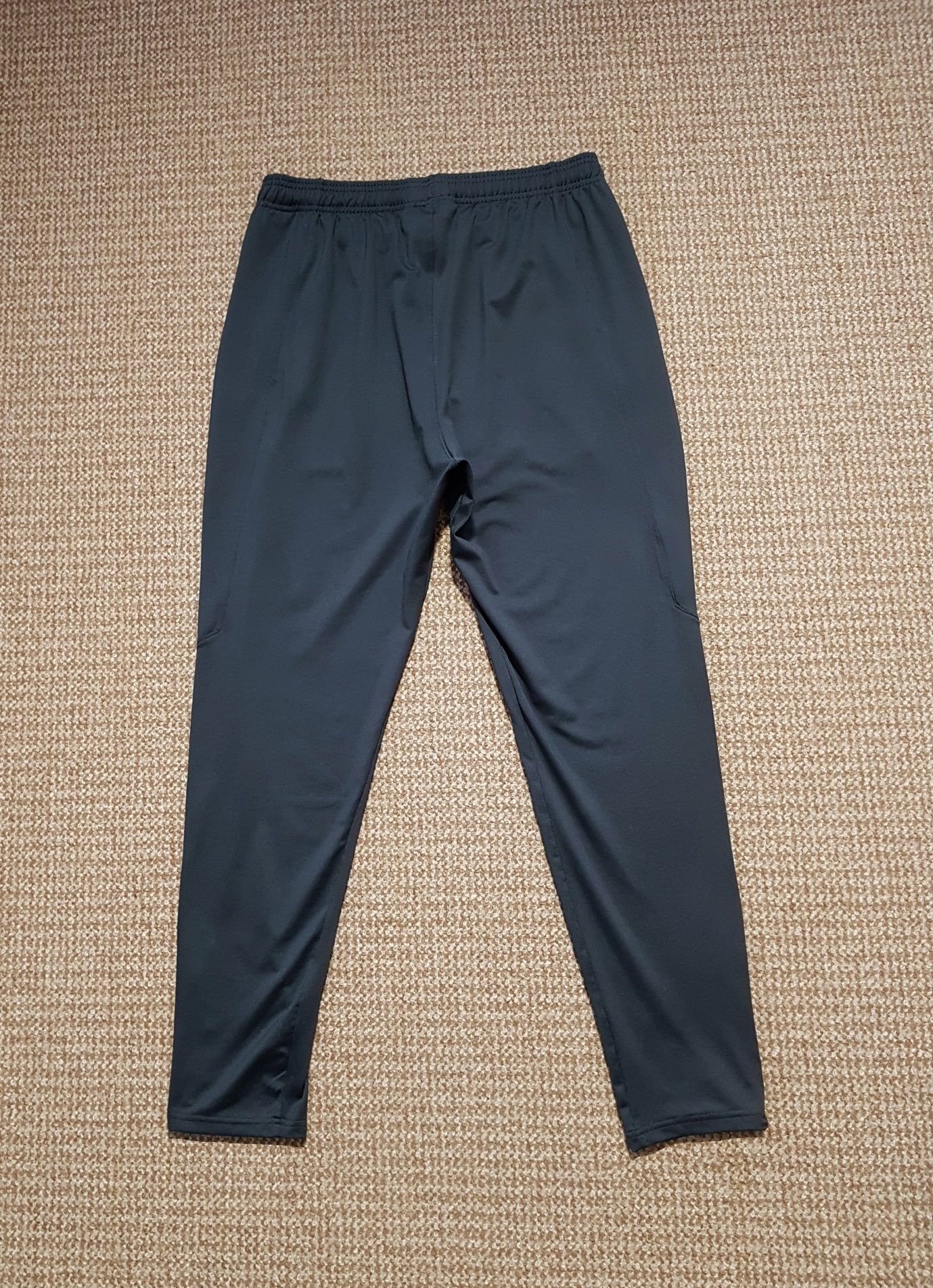 Under Armour L спортивні штани fitted оригінал