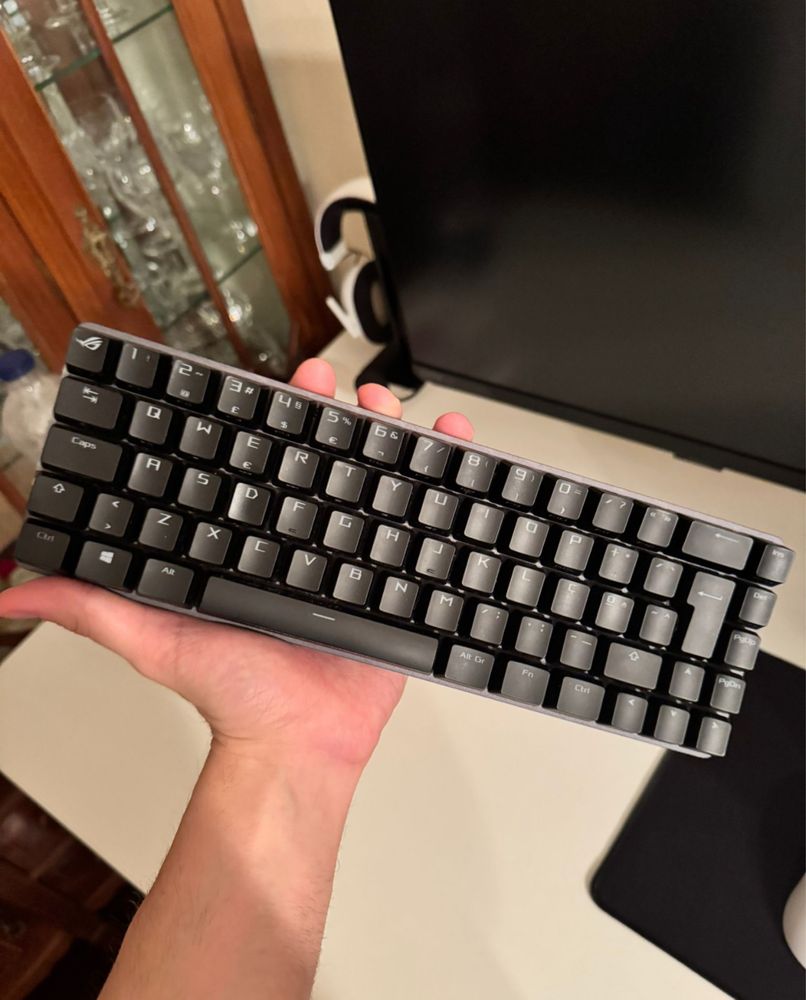 Teclado Asus Rog Falchion Wireless