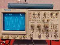 Осцилограф TEKTRONIX 2465B