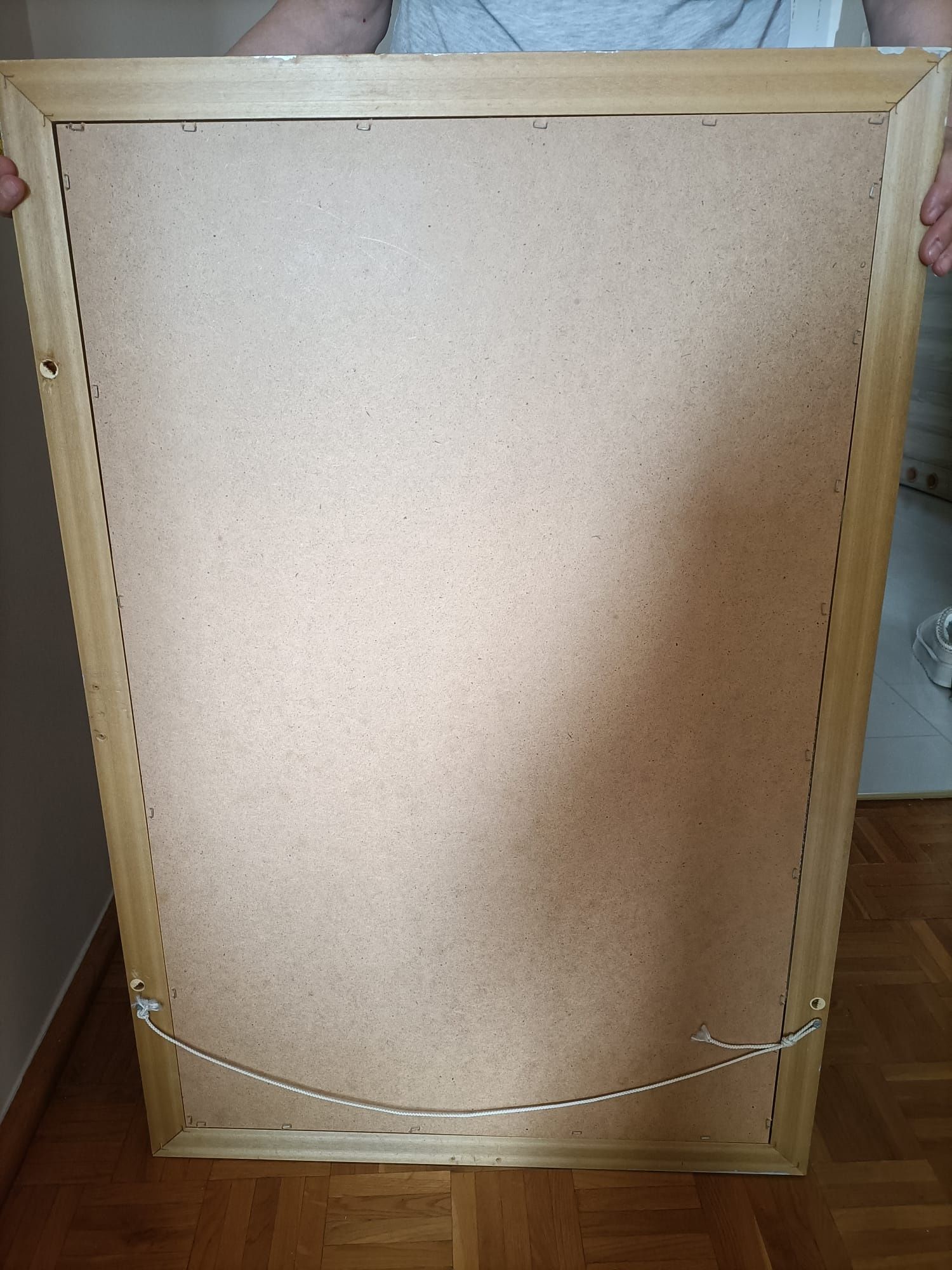 Lustro w srebrnej ramie