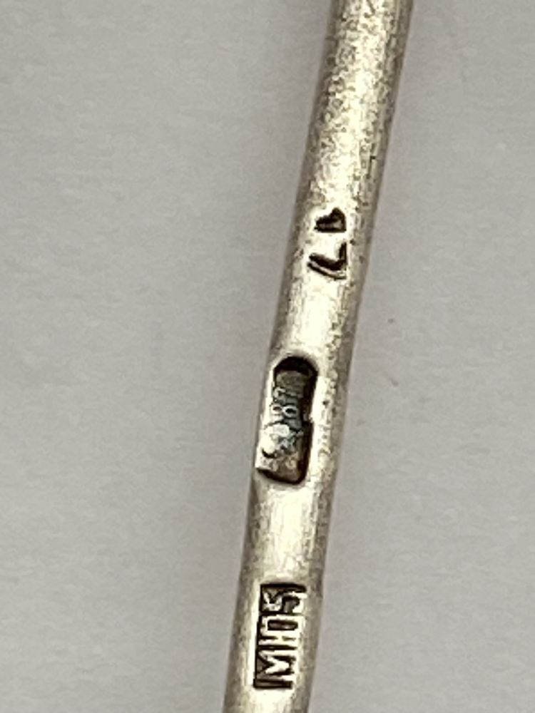 Серебряная солонка с ложечкой