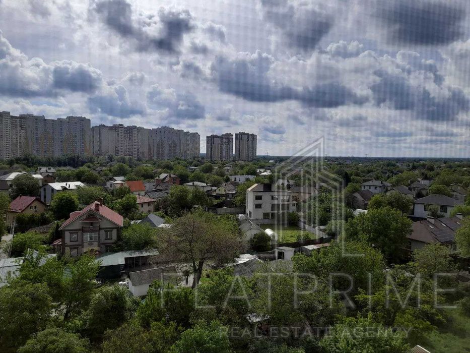 Продаж 3к кв в ЖК Статус Град Завальна 10Б Осокорки Позняки River Mall