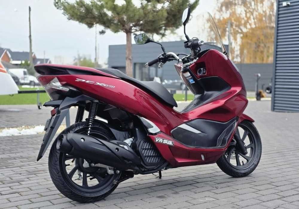 Максі-скутер Honda PCX 150 KF30, в АртМото, в місті Суми.