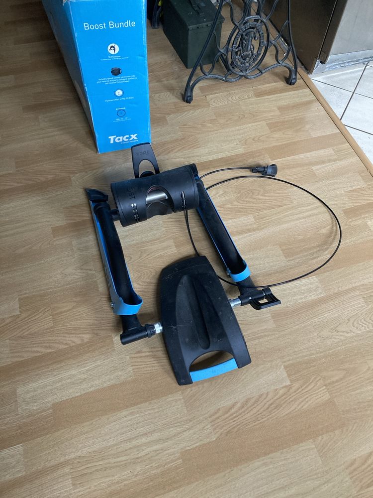 Trenażer Tacx Boost (Garmin)