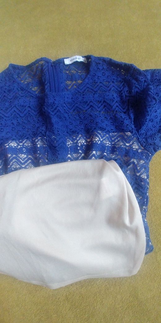 Koronkowa sukienka Reserved XS