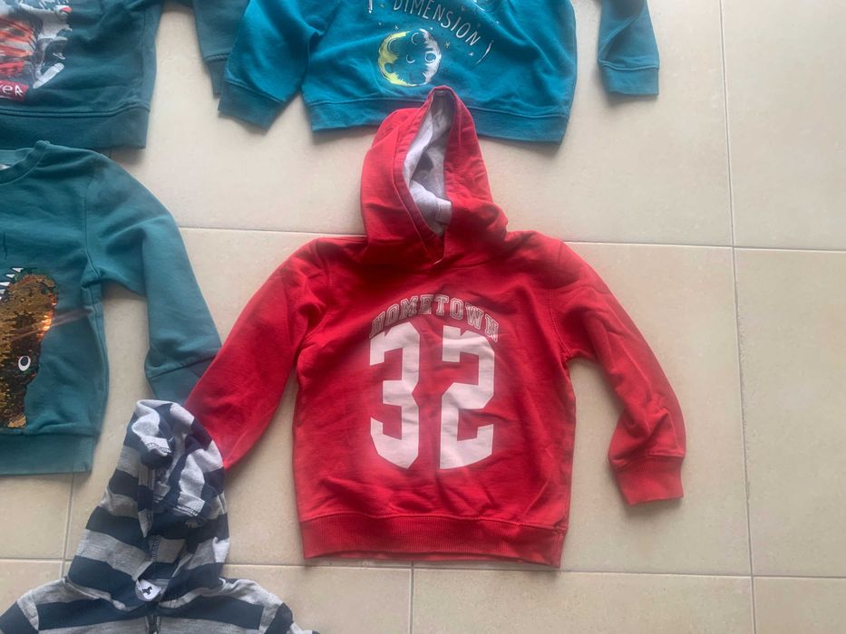 5x Hoodies | Sweatshirt | Camisolas de Rapaz - 5/6 anos - Lote