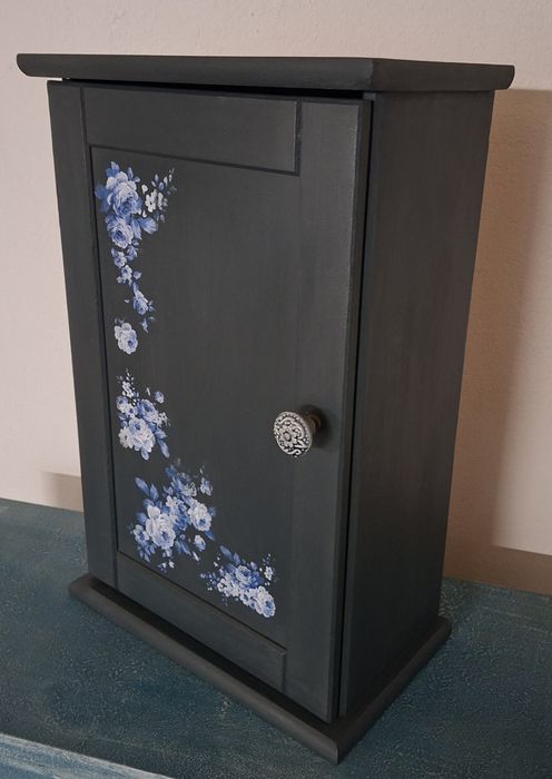 Szafeczka do zawieszenia antracyt