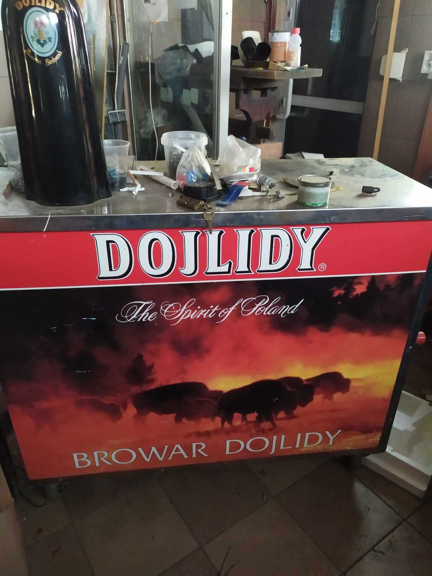 Rollbar nalewał do piwa plus butla