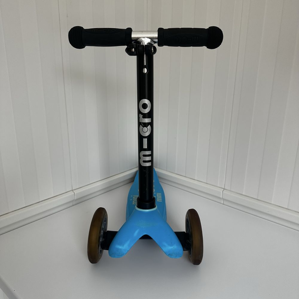 Самокат Micro Mini 2Go Deluxe