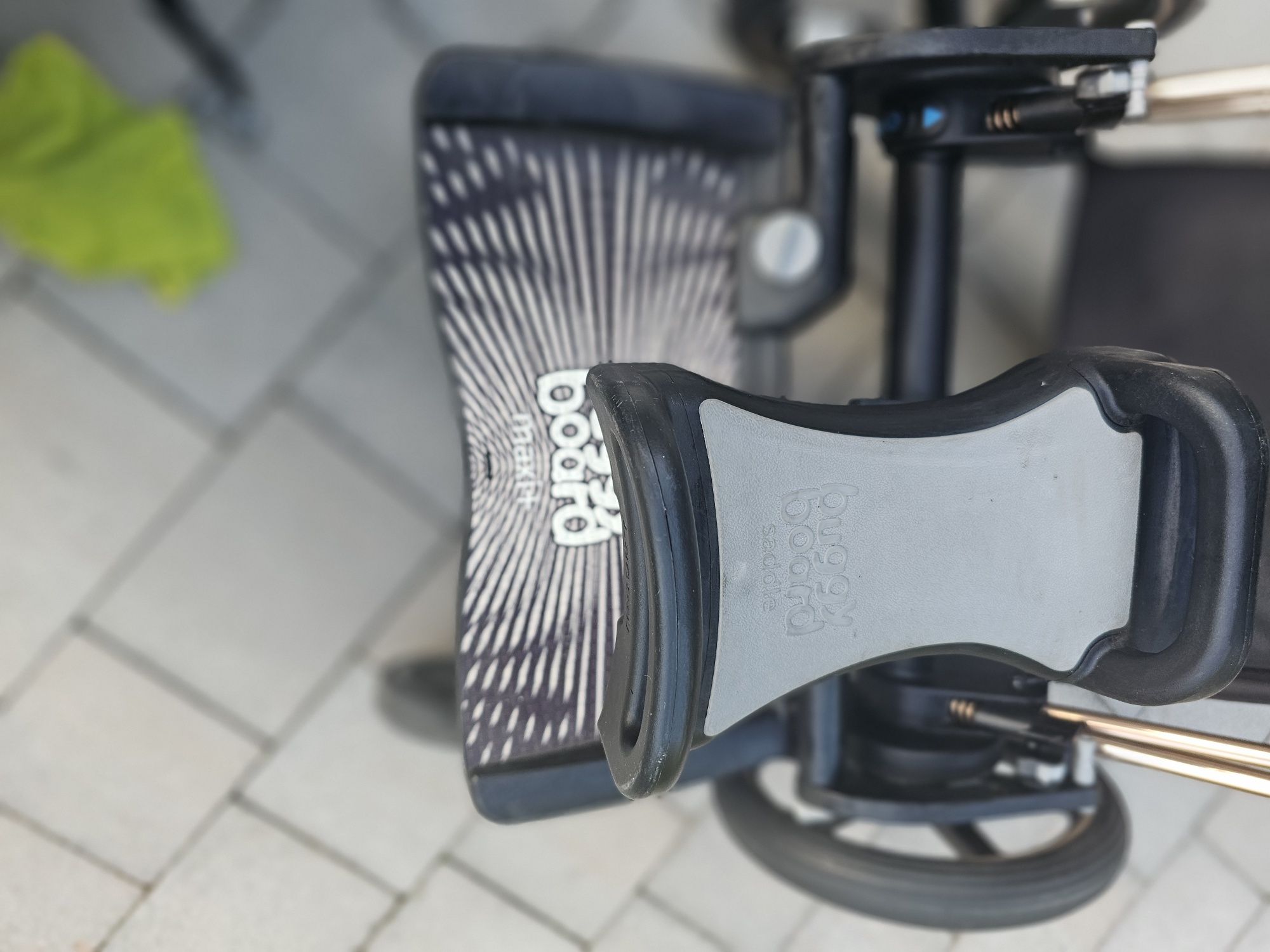 Dostawka do wozka z siodelkiem Lascal BuggyBoard Maxi+.