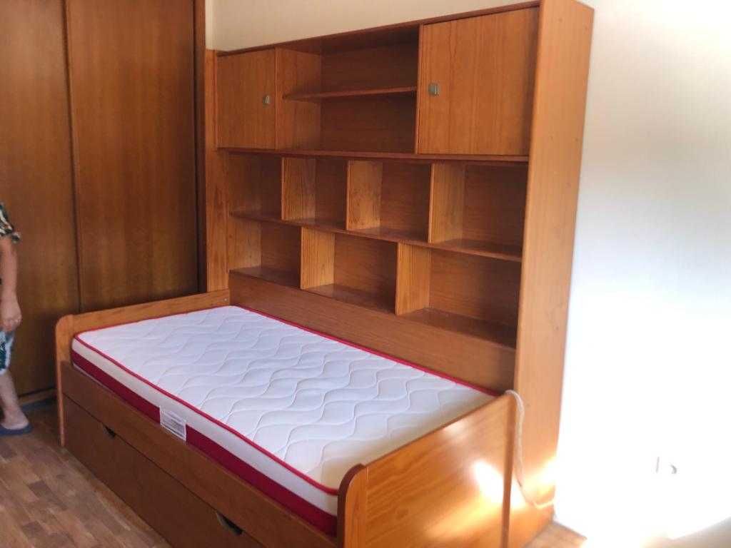 Quarto completo de estúdio