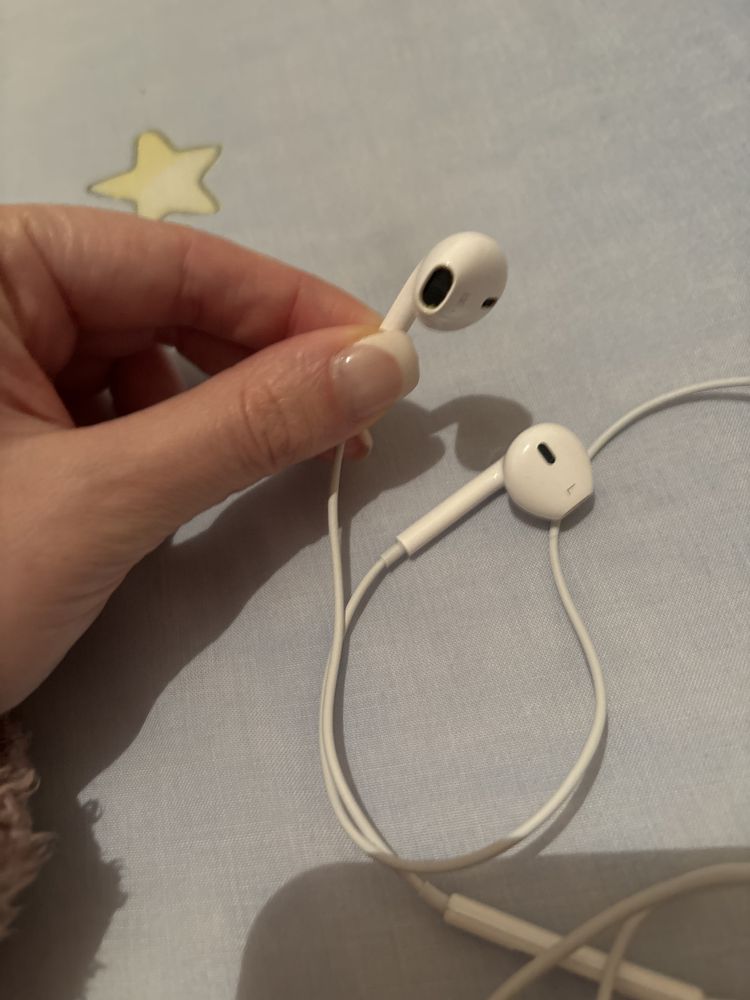 EarPods (USB-C) Apple