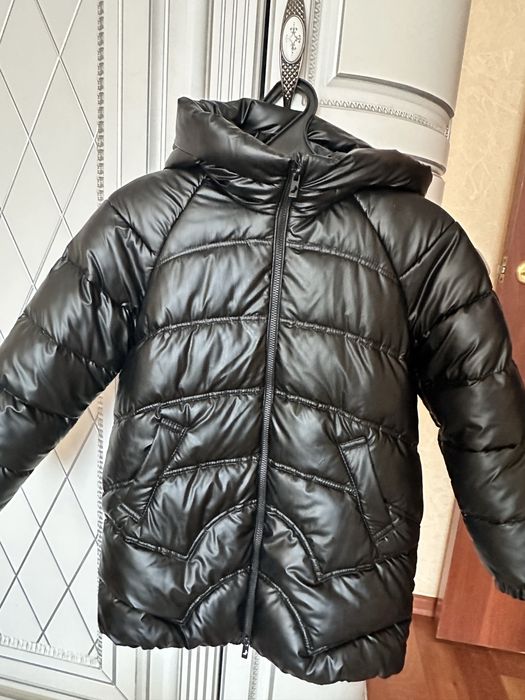 Куртка на дівчинку 128 зріст фірми Nestta