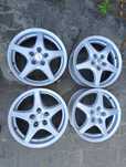 Renault 5x114,3 ET40 Alufelgi Alu felgi 16 KBA49091