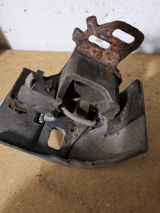 Передні гальмівні тормозні диски бліни Меган 2 магнітола коврики